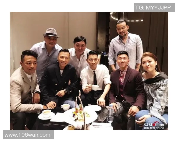 刘德华与足球明星同框合影展现运动与娱乐的完美结合 刘德华与足球明星同框合影展现运动与娱乐的完美结合